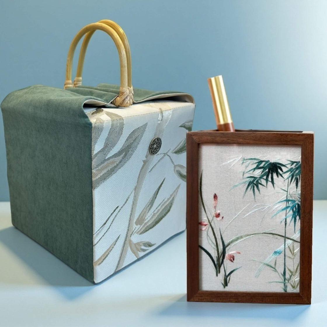 Hand Embroidery Pen Holder I Vintage Gift For Her I XIU